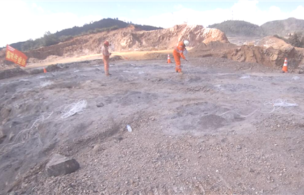 玉溪市富强龙灯山爆破工程